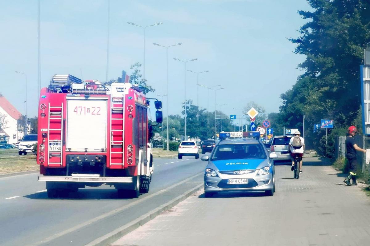 Mężczyzna spadł z rusztowania. Oprócz policji i karetki przyjechali strażacy