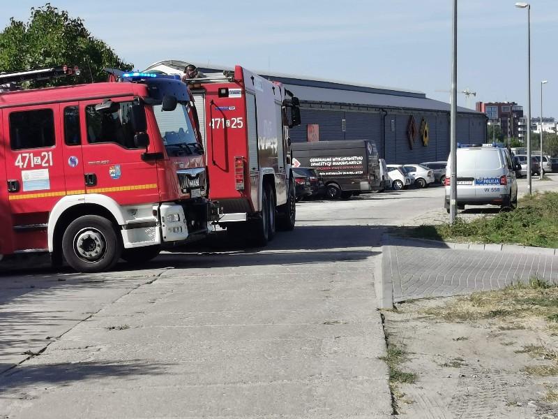 Potrzebne były aż 3 godziny, żeby uporać się z pożarem dachu 
