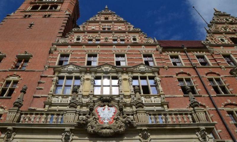 „Nie zdążyłem nawet wpisać regonu” - piszą do nas kołobrzescy przedsiębiorcy. Granty z Urzędu Marszałkowskiego zniknęły w kilka minut