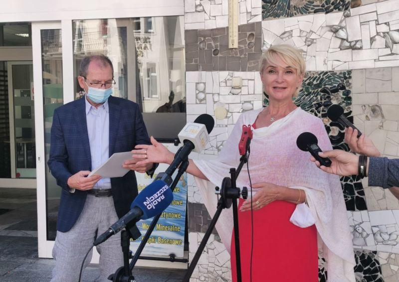 Od 1 września rusza bezpłatna rehabilitacja dla seniorów. Zobacz, gdzie będą wykonywane zabiegi i co trzeba zrobić, by wziąć udział w programie (video)