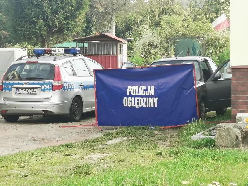 Znaleziono zwłoki mężczyzny w samochodzie