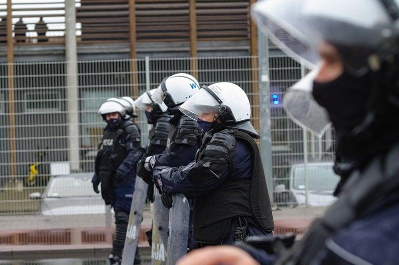 Policja podsumowała piłkarskie derby