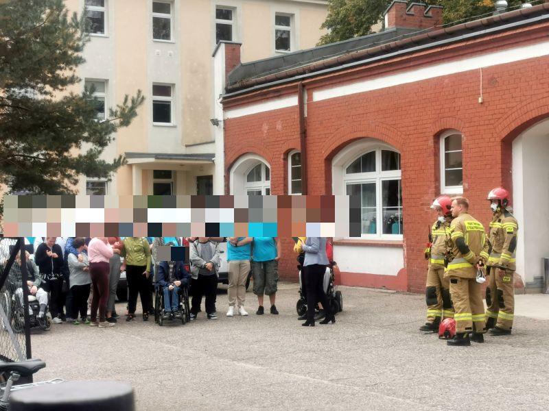 Znów alarm bombowy. Zarządzono ewakuację