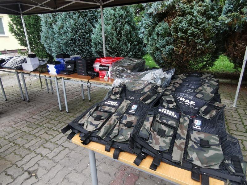 Strażnicy Społecznej Straży Rybackiej z doposażeniem (Foto, wideo)