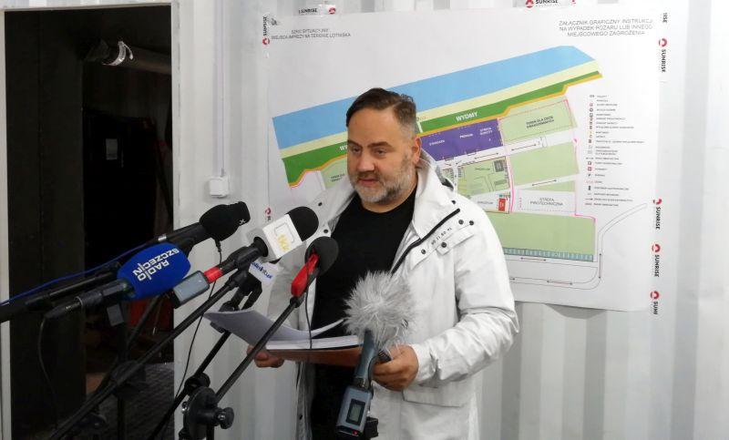 Łzy i ostre słowa w kierunku radnych. Krzysztof Bartyzel: „wystawiamy Sunrise Festival na poszukiwanie nowego domu” (video) 