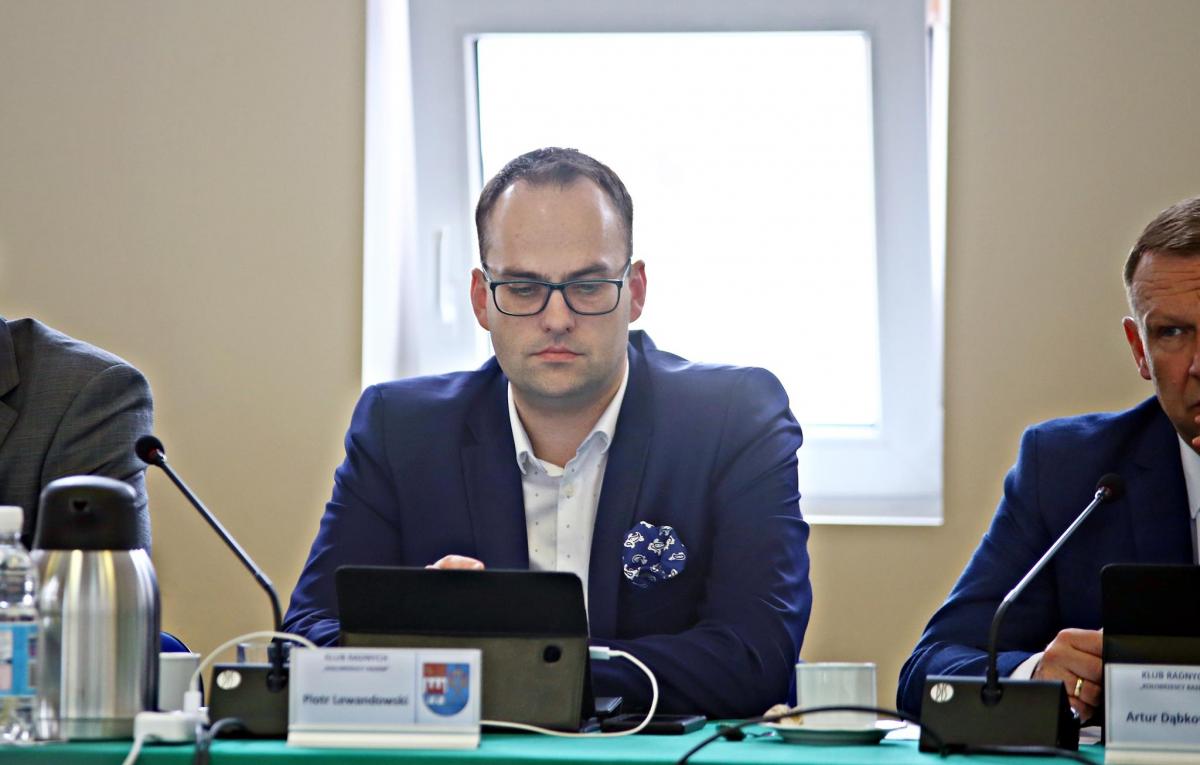 Zaskakujący transfer w Radzie Miasta. Piotr Lewandowski nie jest już członkiem PO i klubu Kołobrzescy Razem