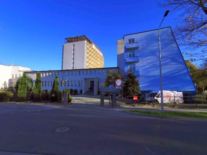 Izolatorium w MSWiA i kolejne łóżka dla chorych na covid w kołobrzeskim szpitalu. Wojewoda wydał decyzje