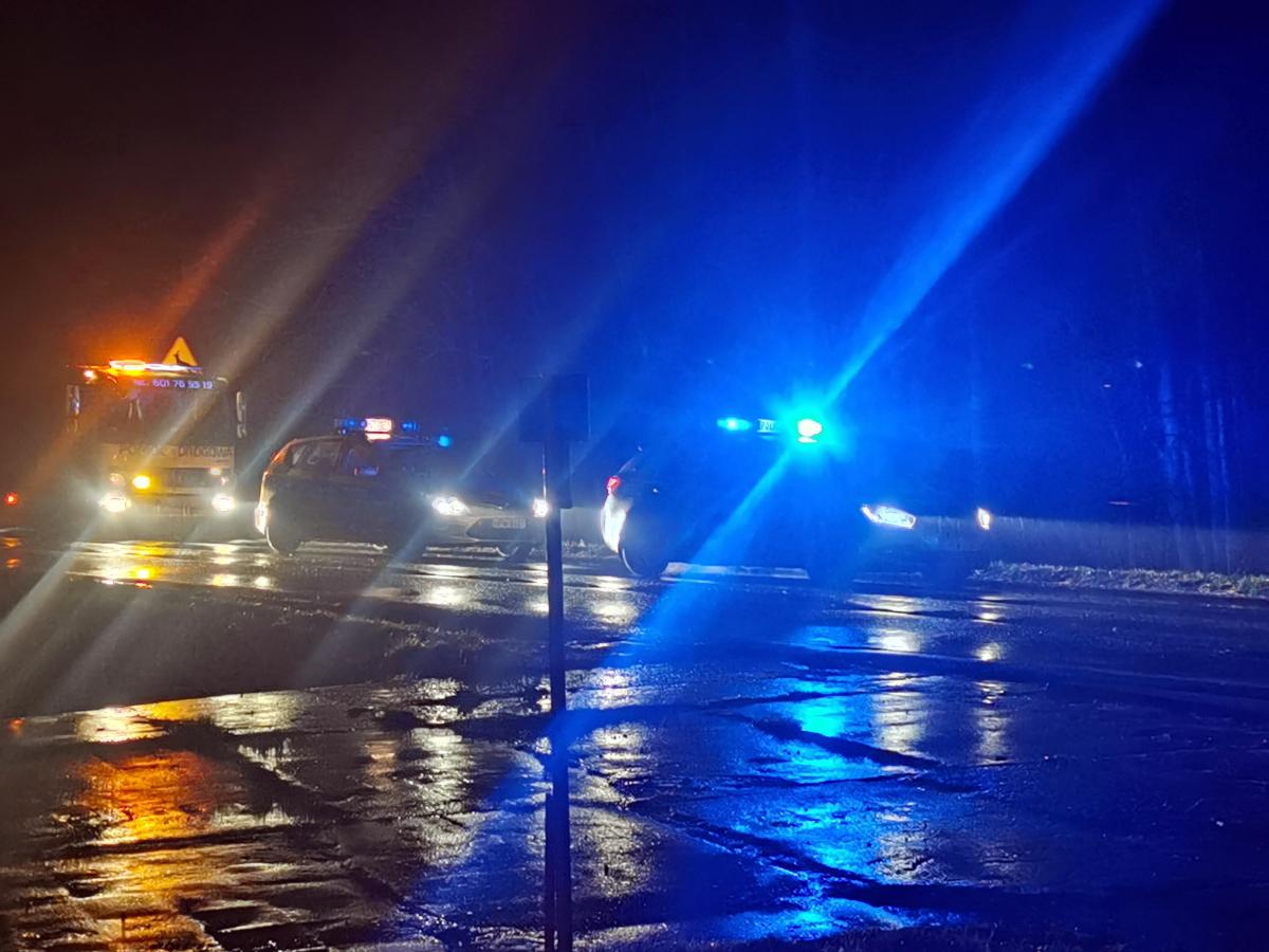 Policja ostrzega: Uważajcie na drogach! Codziennie dochodzi do kolizji
