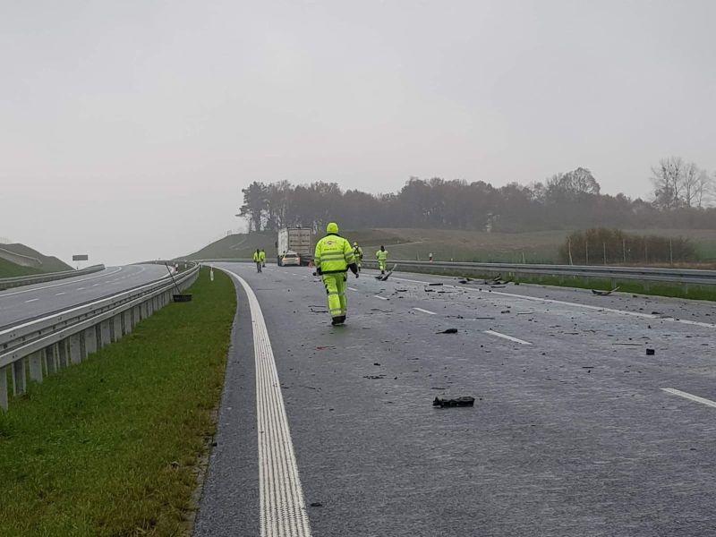 Śmiertelny wypadek na S6. Droga nieprzejezdna w obu kierunkach