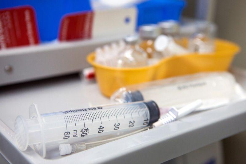 W regionie kołobrzeskim za mało chętnych na przeprowadzenie szczepień przeciwko Covid 19. NFZ „rozmawia i prowadzi nabór uzupełniający”