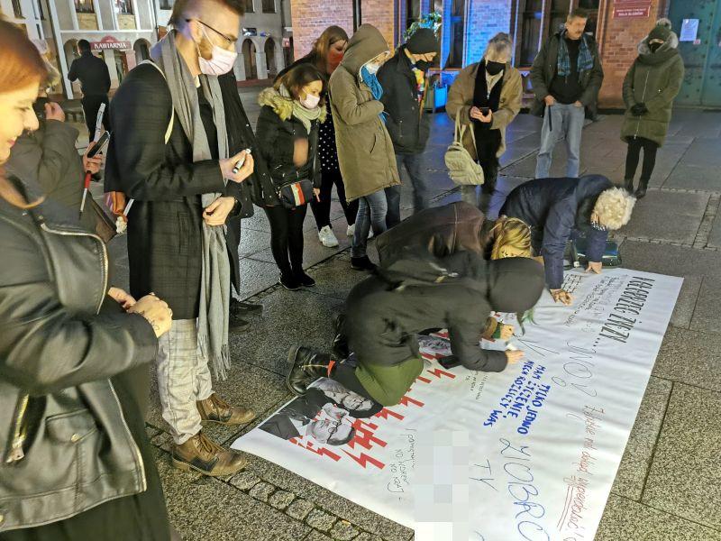 Czarny Kołobrzeg i Strajk Kobiet Kołobrzeg:  