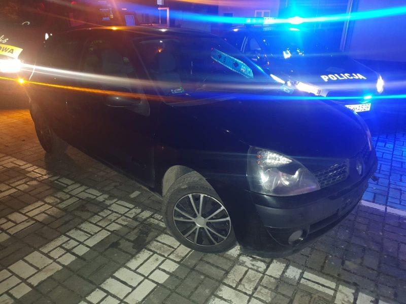 Trzech mężczyzn na tylnym siedzeniu. Nie chcieli się przyznać, który kierował