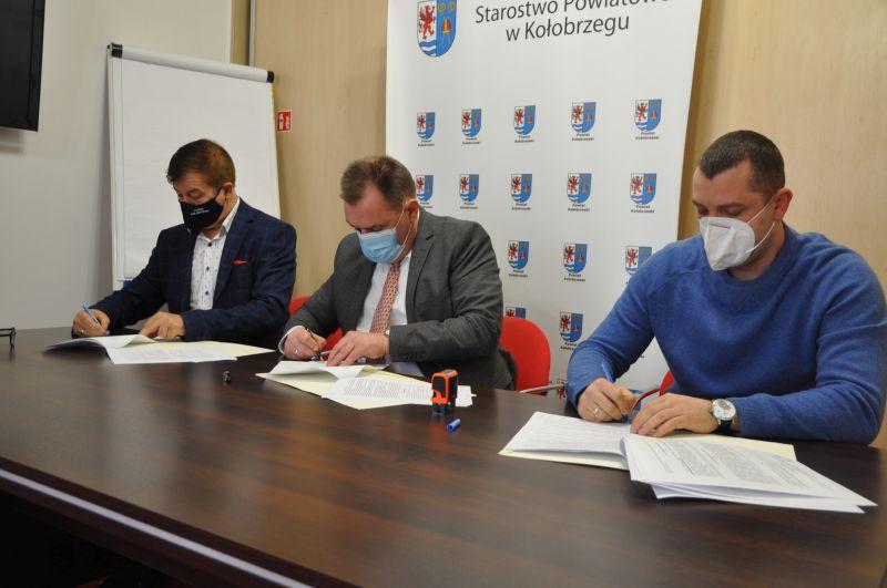 Umowa na budowę strzelnicy podpisana