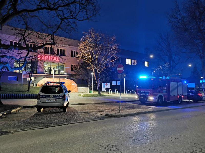 Dwukrotnie wzywał straż pożarną do szpitala