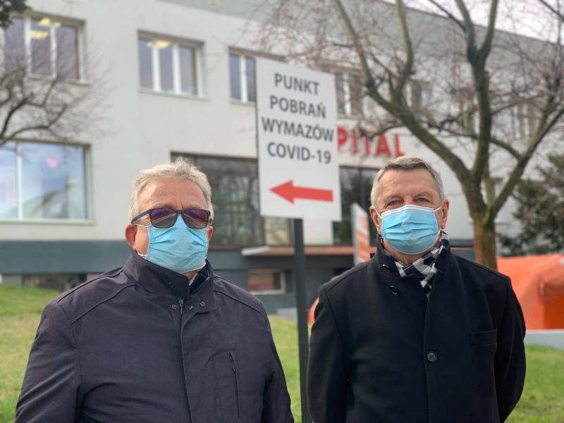 Marek Hok i Janusz Gromek: Mieszkańcy Pomorza Zachodniego zasługują na równy i sprawiedliwy dostęp do szczepień