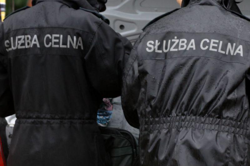 We Fiacie było 5 tys. litrów alkoholu i tona tytoniu