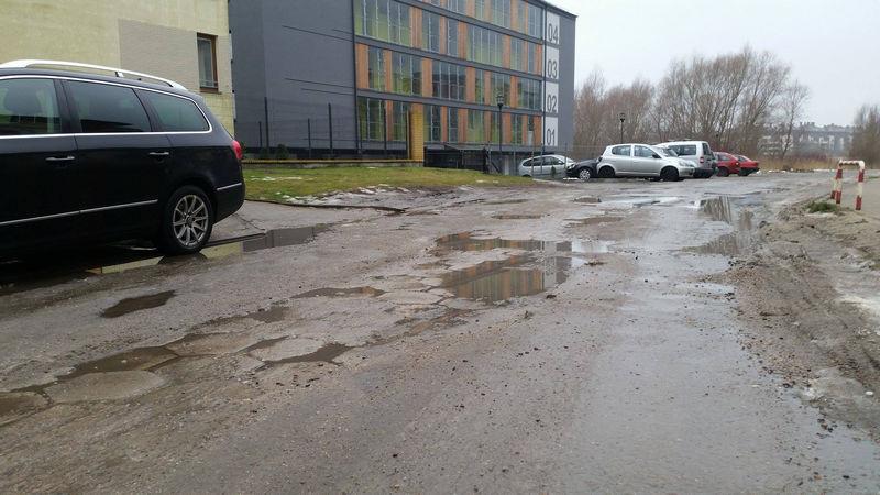 Po naszej interwencji miasto pisze do wojska o przejęcie drogi 