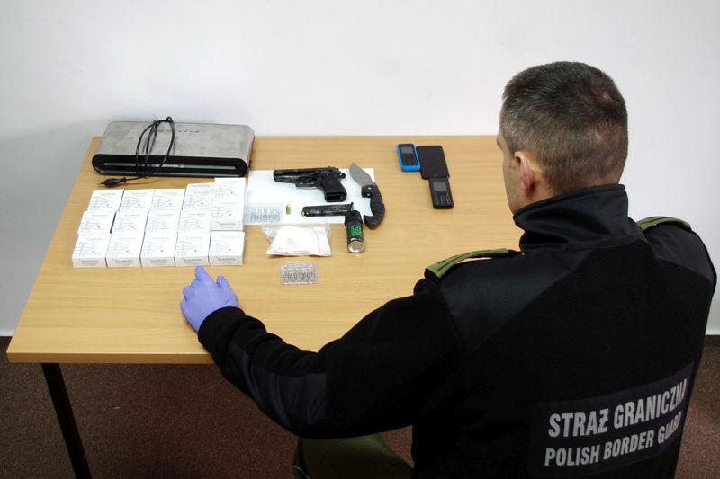 Miał narkotyki i broń. Uciekł przed strażą graniczną