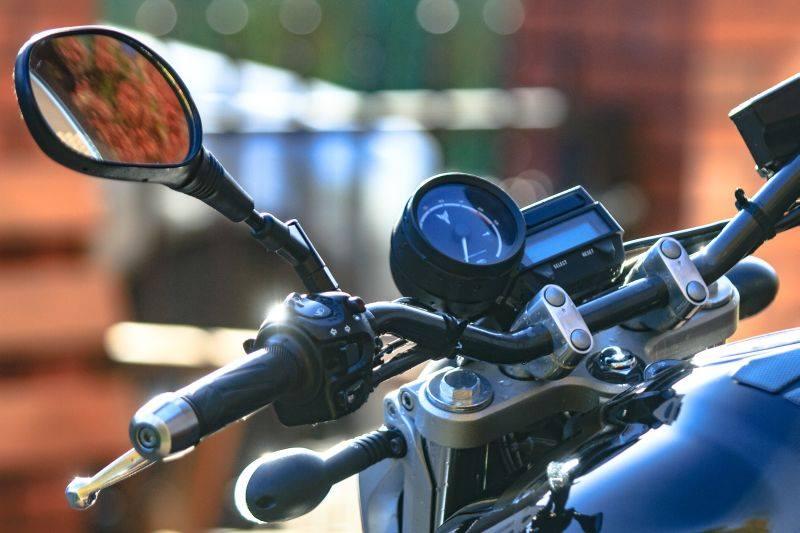 Pijany na motocyklu bez paliwa?