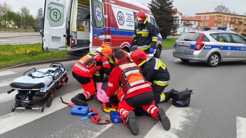 Zderzenie rowerzystki i VW
