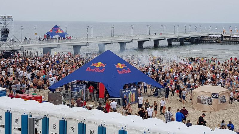 Miasto mogło wynająć molo, a organizator brać 300 zł za wejście. Urząd odpowiada radnej