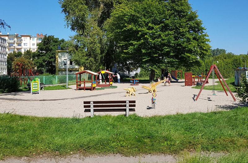 Wymienili nawierzchnię – zniknęły zabawki