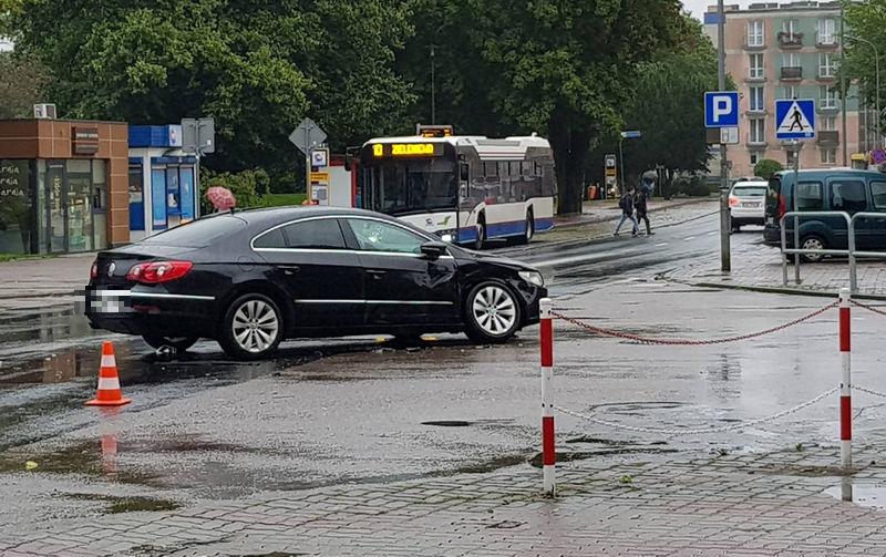Nie ustąpiła pierwszeństwa
