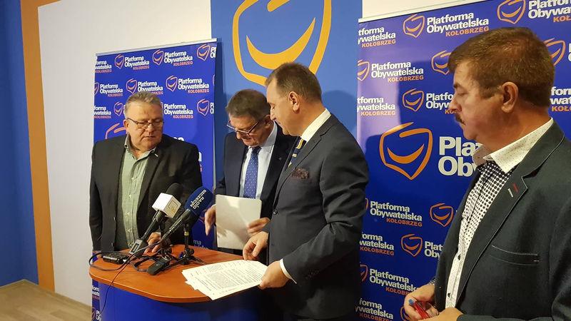Kołobrzeska Platforma o artykułach „Sieci” i „wPolityce”