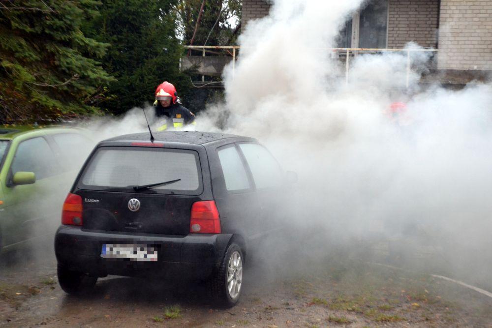 Na Radzikowie zapalił się samochód  (Foto. Video)