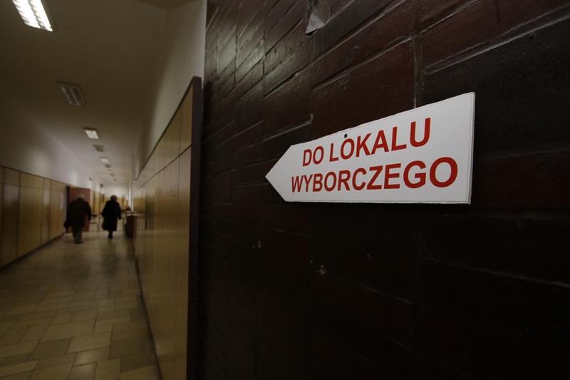 Tajemniczy sondaż przedwyborczy w Kołobrzegu.  A w nim ciekawa karuzela nazwisk 