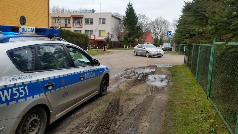 Zderzenie rowerzystki z Citroenem 