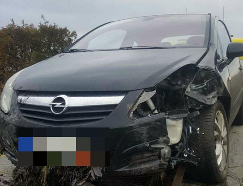 Zderzenie samochodu osobowego z ciężarowym 