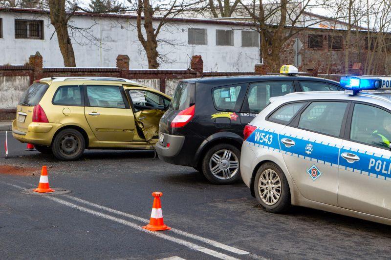 Zderzenie na Mazowieckiej. Dziecko przewiezione do szpitala