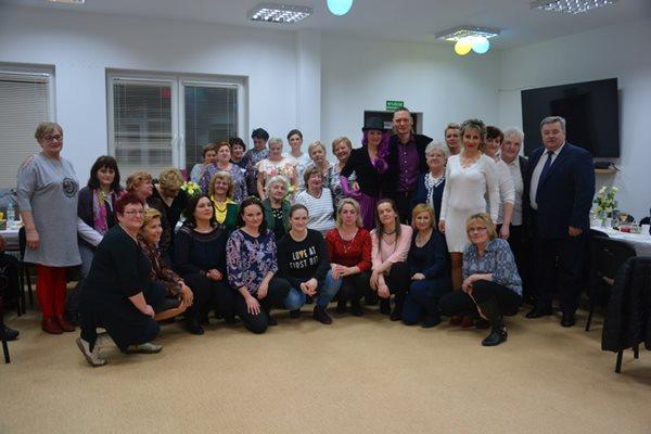 Koncert i Dzień Kobiet w Karcinie 