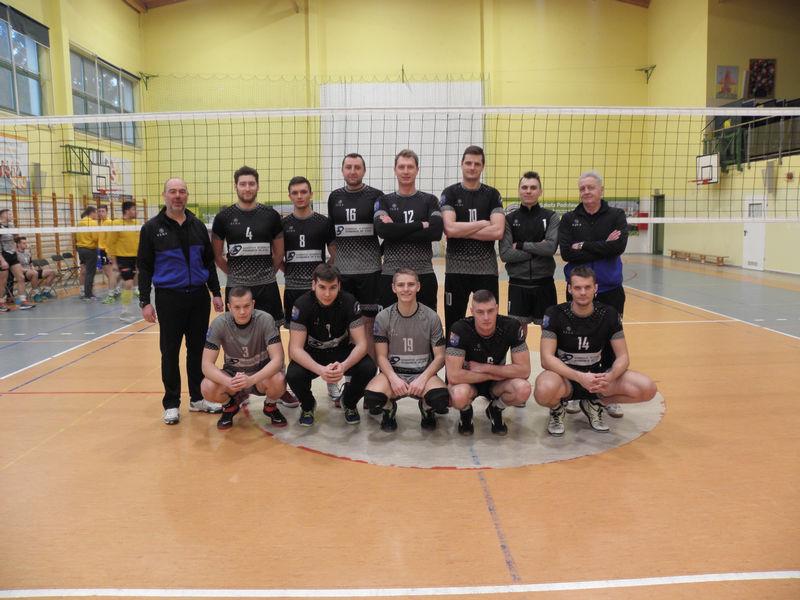 Zacięta walka siatkarzy