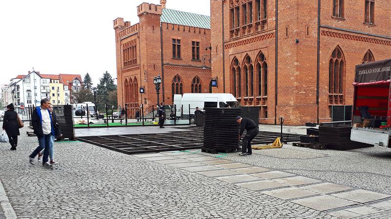 Kolejne 3 lata ogródków przed ratuszem
