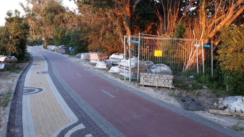 Rowerem i pieszo nową ścieżką do Podczela 