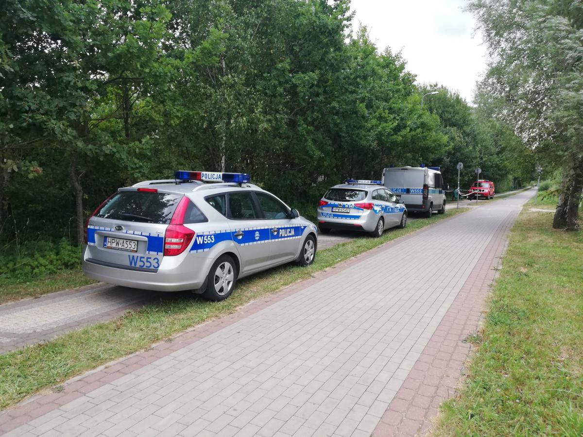Podjęto decyzję o ewakuacji osiedla. Zakaz kąpieli na odcinku kilkunastu kilometrów