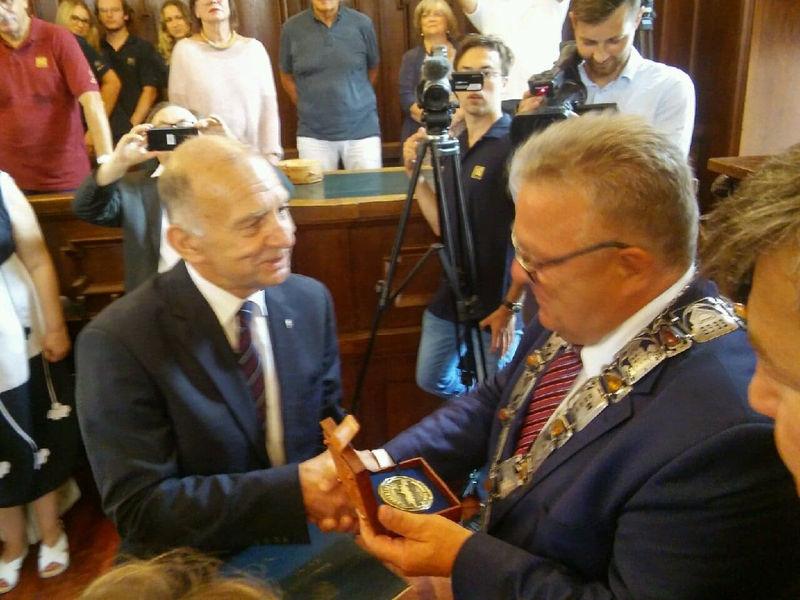 Odznaczeni za pomoc medyczną dla kołobrzeżan i turystów