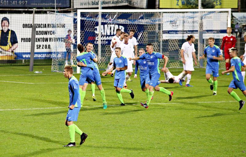 Derby na remis (Foto)