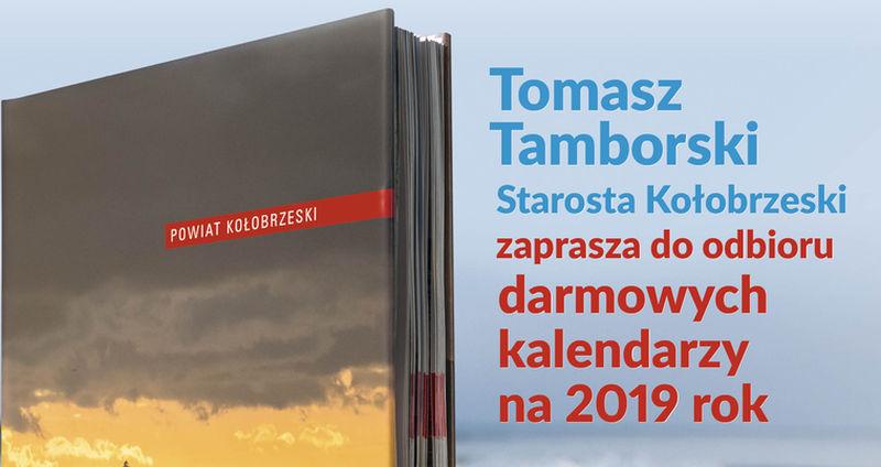 Starostwo rozdaje kalendarze