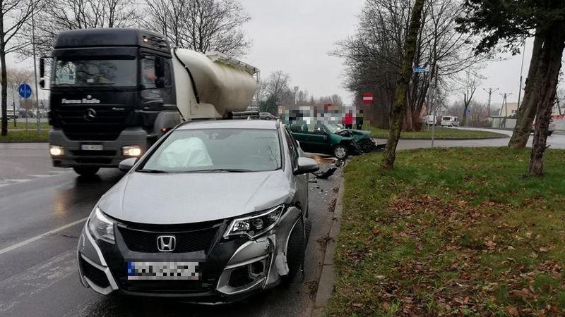 Zderzenie na VI Dywizji Piechoty. Kobieta w szpitalu 