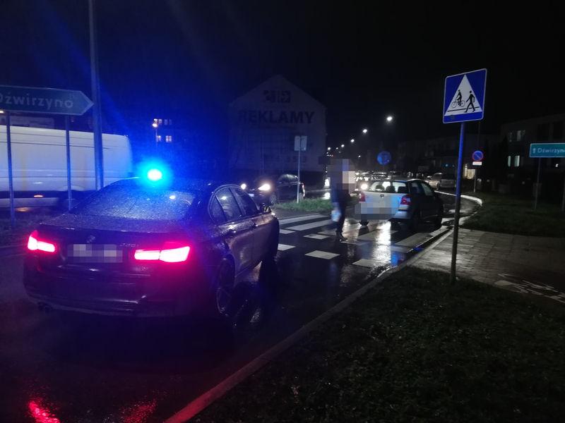 Uwaga na złe warunki drogowe – doszło do potrącenia