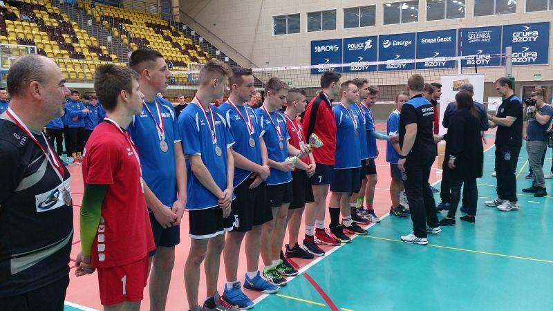 Srebro dla juniorów UKS OPP Powiat Kołobrzeski 