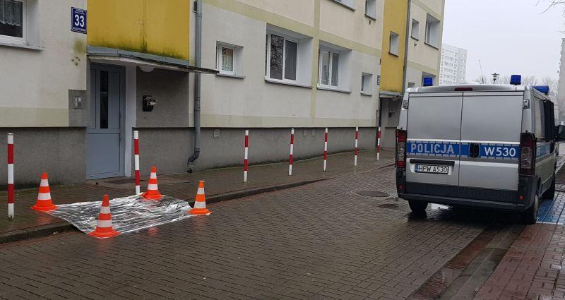 Znaleziono rannego mężczyznę, obok leżał nóż