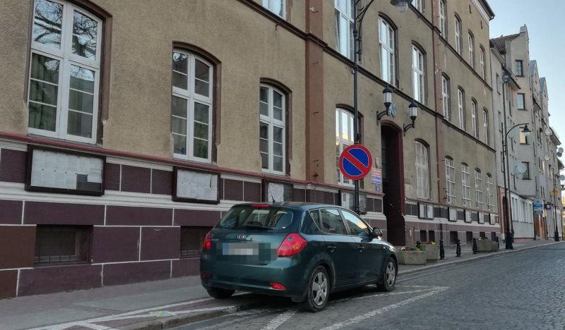 Policja w magistracie. Kryminalni badają wątek domniemanej próby włamania – na wniosek prezydent miasta