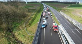 Wypadek na S6. Mężczyzna zabrany do szpitala