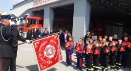 Nowy samochód i wyróżnienia dla ochotników! Ślubowanie Młodzieżowej Drużyny Pożarniczej 