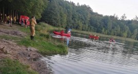 18-letni chłopak nie wyszedł z wody. Trwa akcja ratunkowa