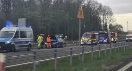 Kolizja na trasie S6. Kierowca przysnął za kierownicą